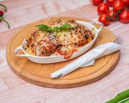 01 LASAGNE Z MIĘSEM